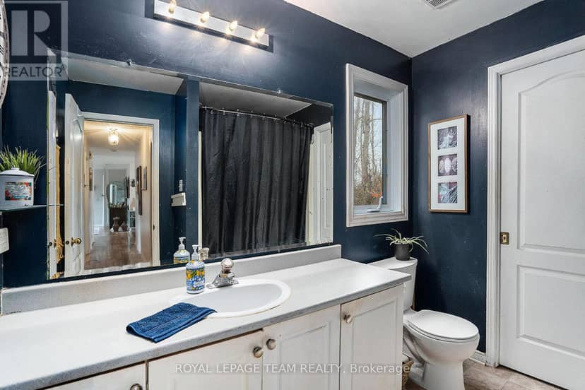 4 Black Walnut Road — photo 20 of 40