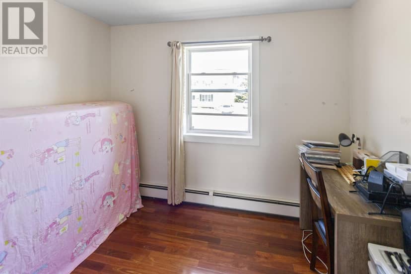 609-611 Queen Street — photo 25 of 28