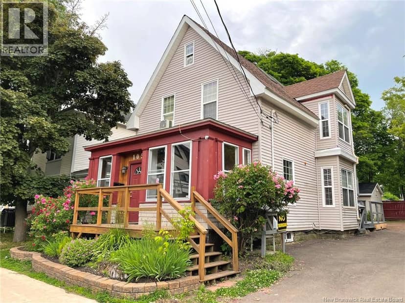 105 Gordon Street — photo 1 of 29