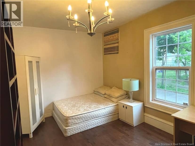 105 Gordon Street — photo 13 of 29