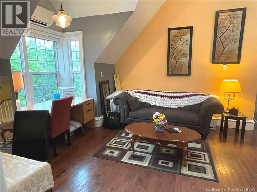 105 Gordon Street — photo 6 of 29