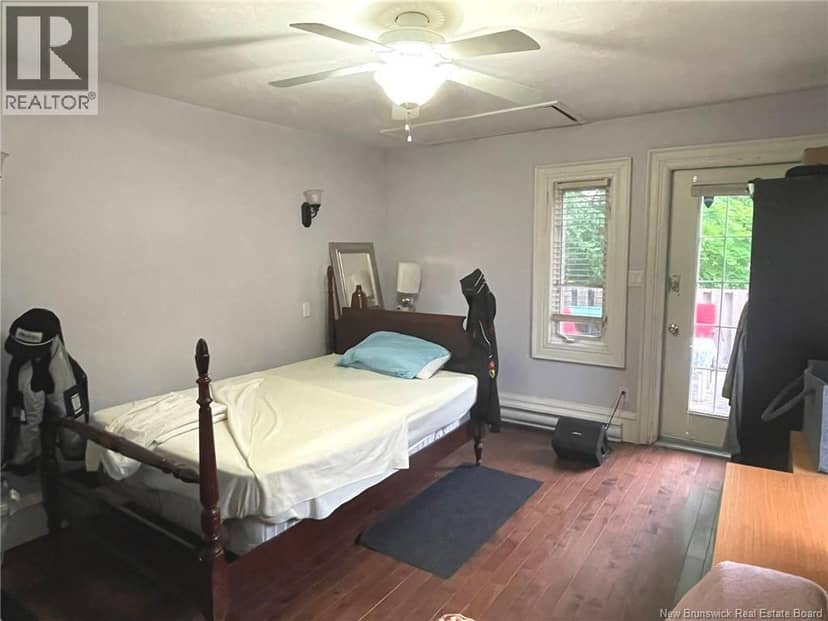 105 Gordon Street — photo 8 of 29