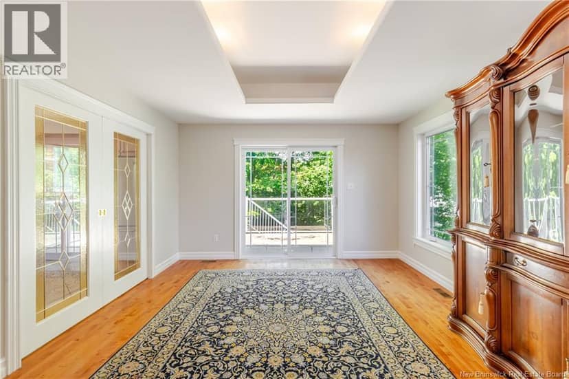 15 Gervais Court — photo 11 of 40