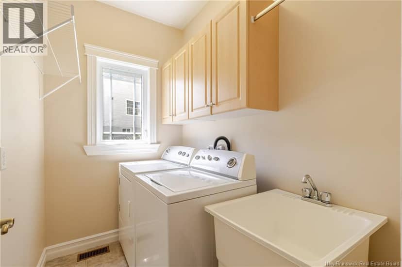 15 Gervais Court — photo 17 of 40
