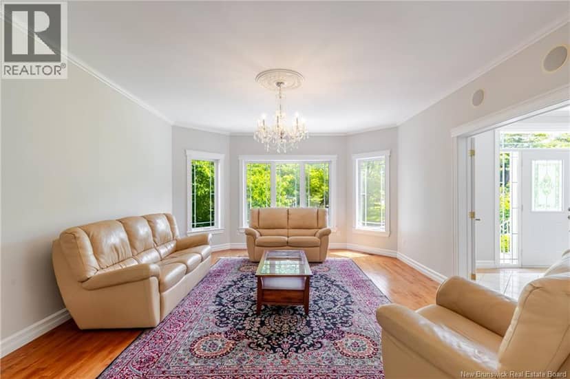 15 Gervais Court — photo 12 of 40