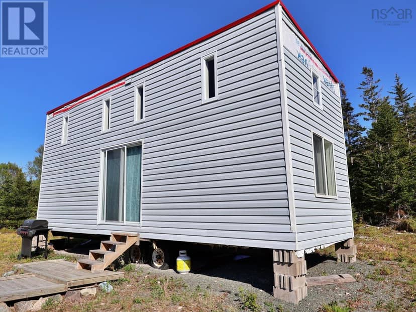 9054 East Bay Highway — photo 4 of 40