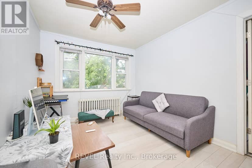 50 Welland Avenue — photo 8 of 17