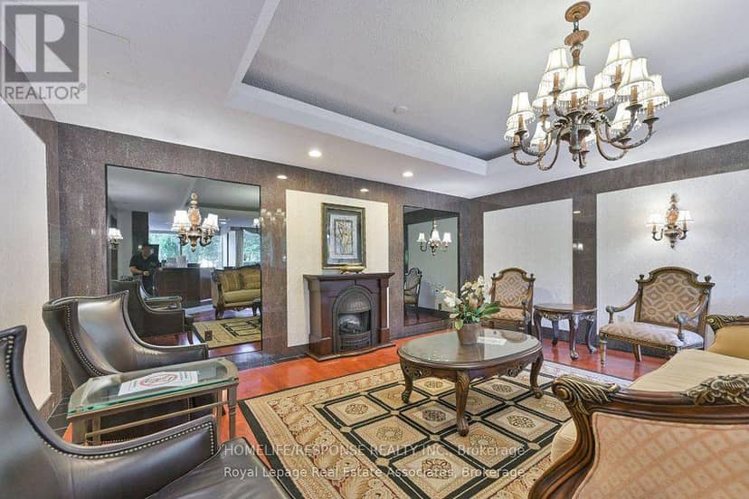 907 - 10 Malta Avenue, Brampton, photo 3