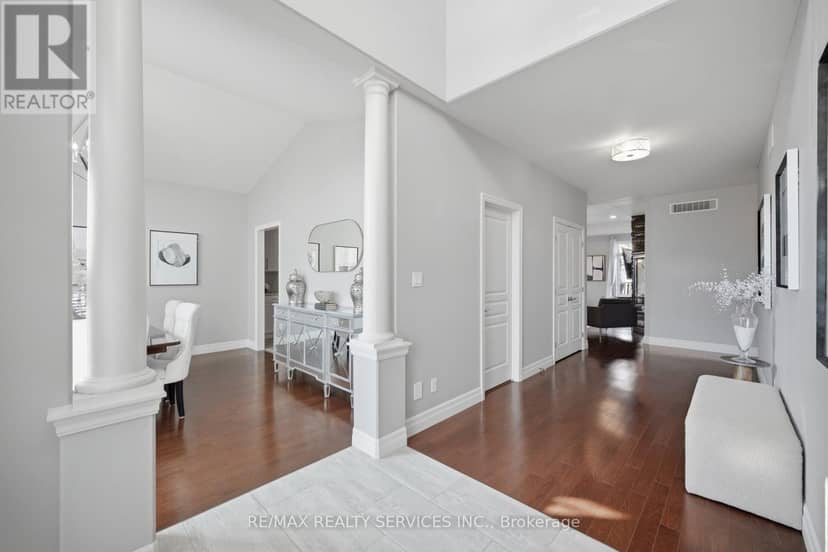 19 Charleston Court — photo 6 of 40