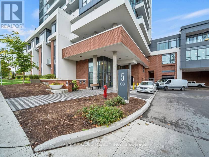 1405 - 5 Wellington Street — photo 5 of 40