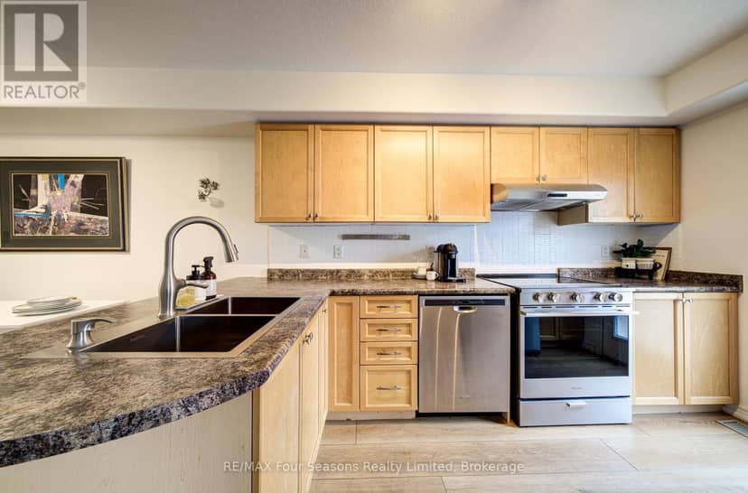 60 Barr Street — photo 11 of 40