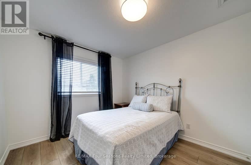 60 Barr Street — photo 29 of 40