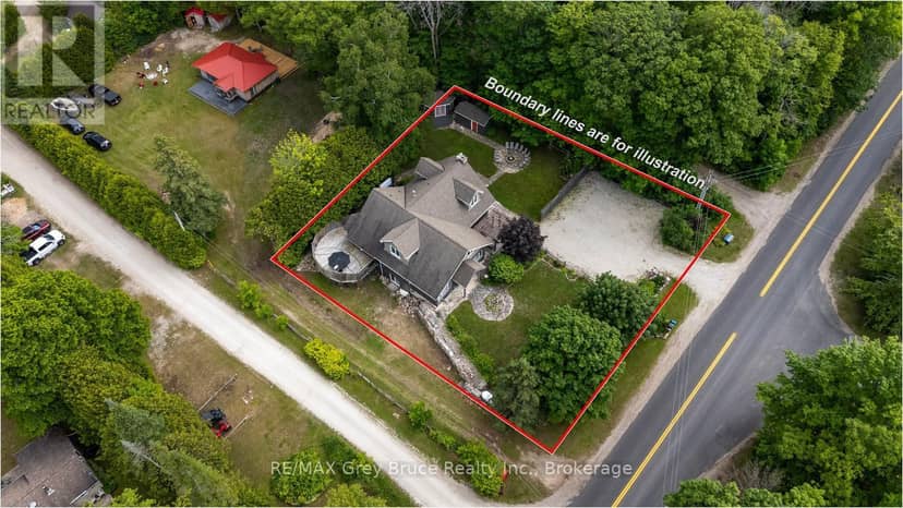 424 Huron Road — photo 2 of 40