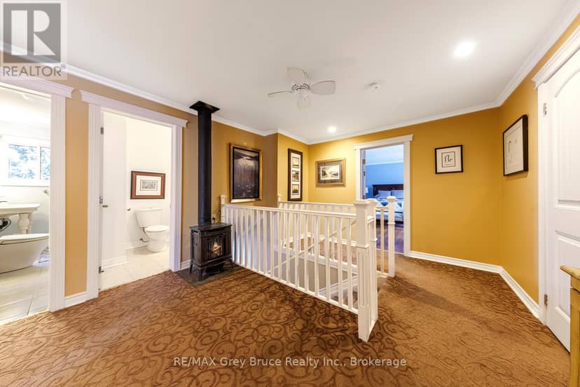 424 Huron Road — photo 22 of 40