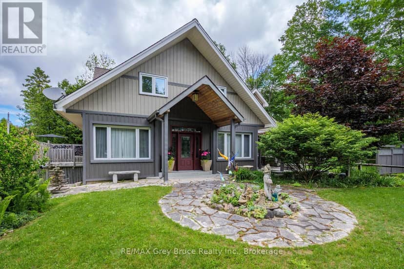 424 Huron Road — photo 3 of 40