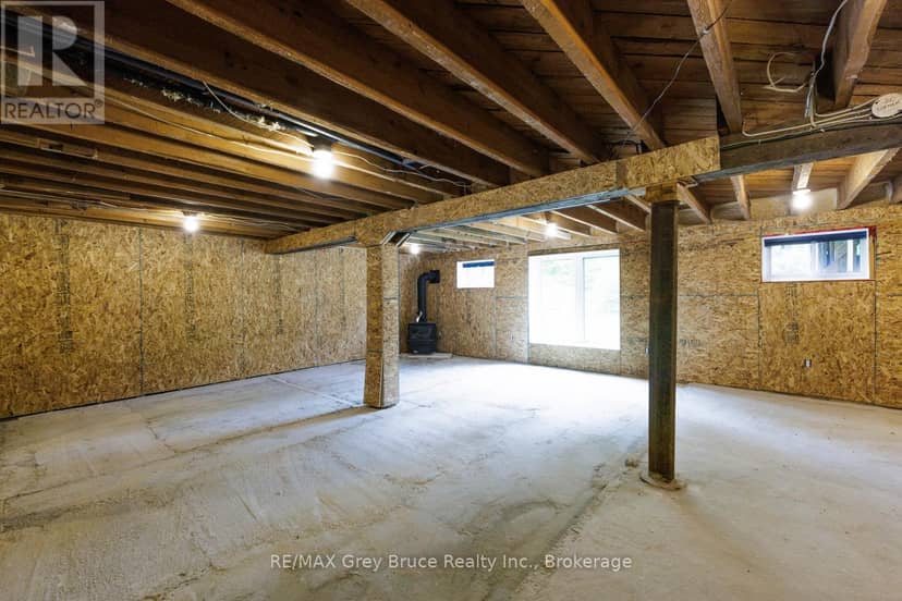 424 Huron Road — photo 35 of 40