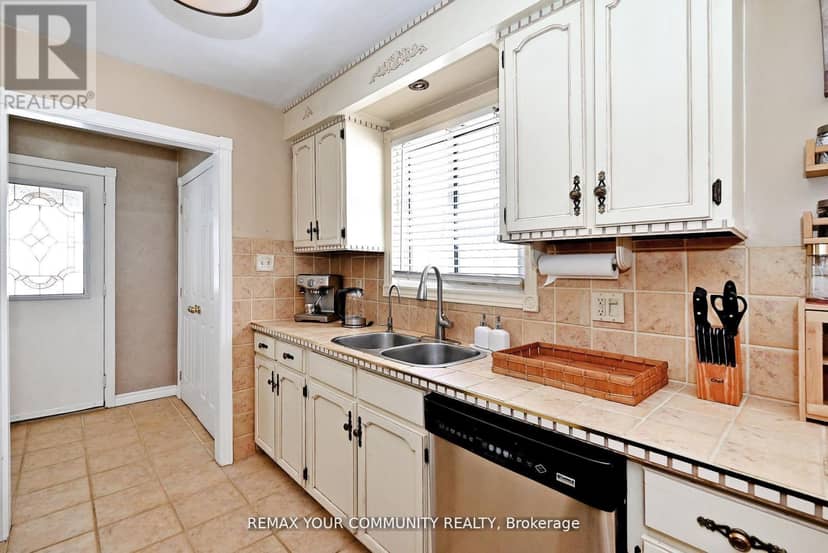 56 James Street — photo 11 of 40