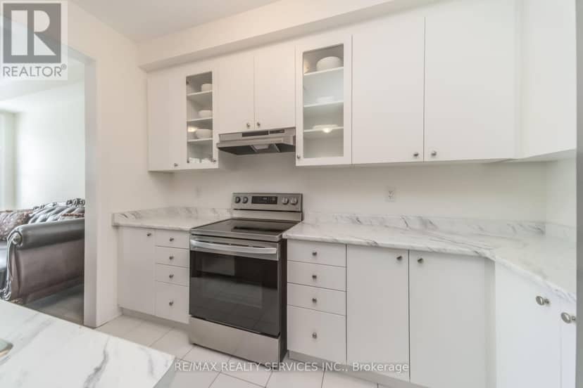 69 Kirkwood Way — photo 12 of 40