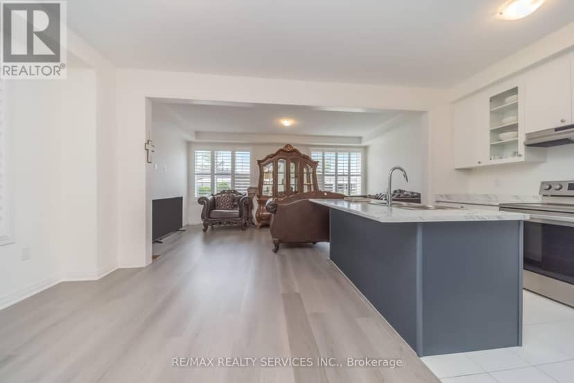 69 Kirkwood Way — photo 15 of 40
