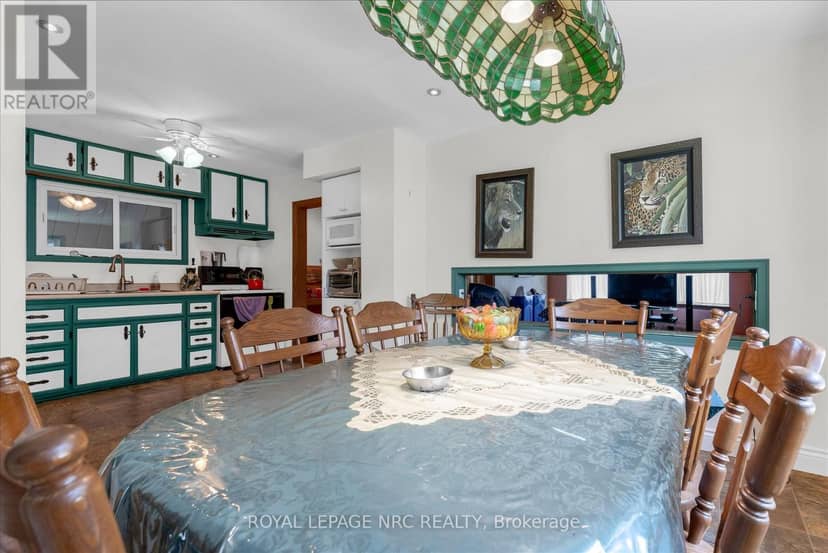 4271 Elgin Street — photo 17 of 33