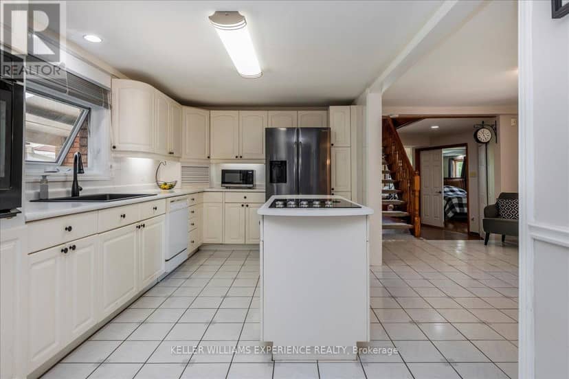 1512 Champlain Road — photo 10 of 40