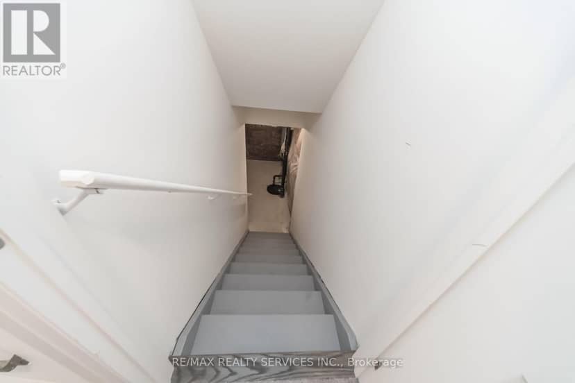 69 Kirkwood Way — photo 35 of 40