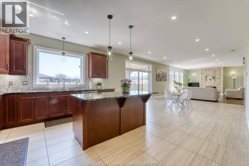525 Maguire Street — photo 21 of 40