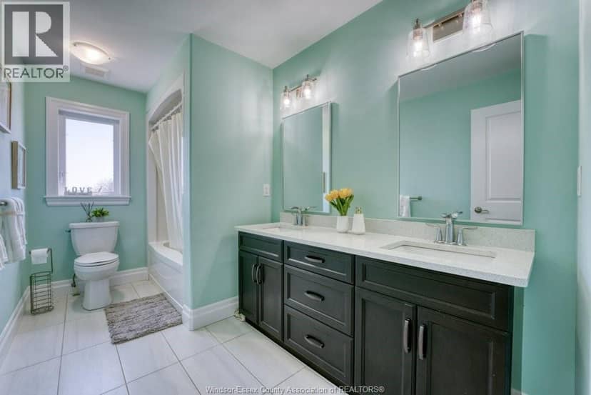 525 Maguire Street — photo 35 of 40