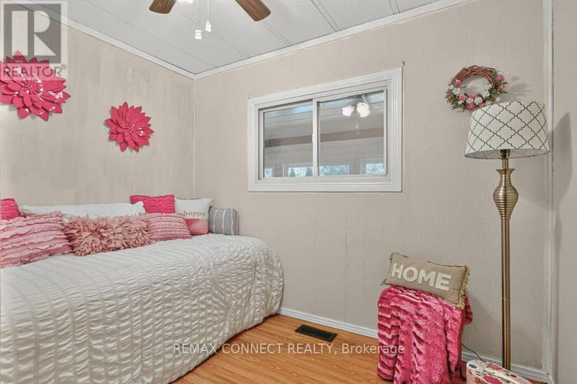 8 Circle Drive — photo 21 of 40