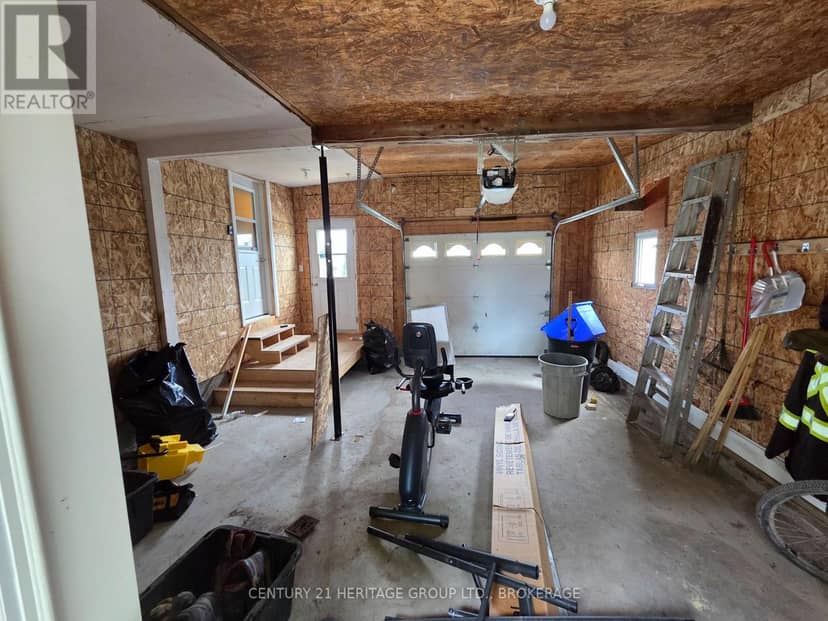 7510 Roger Stevens Drive — photo 14 of 22