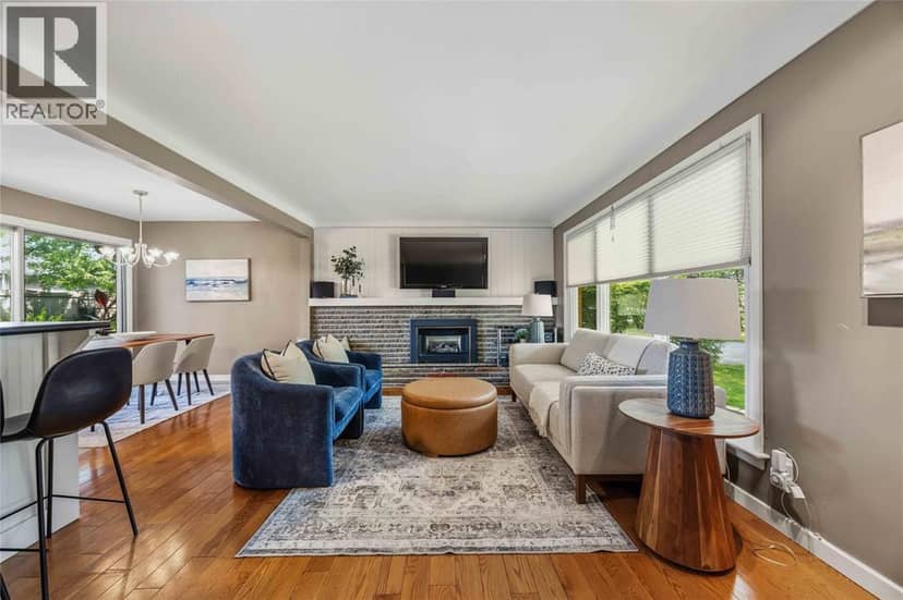 1220 Ridgewood Drive — photo 4 of 40