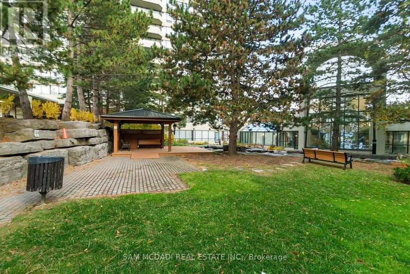 2205 - 24 Hanover Road — photo 16 of 33