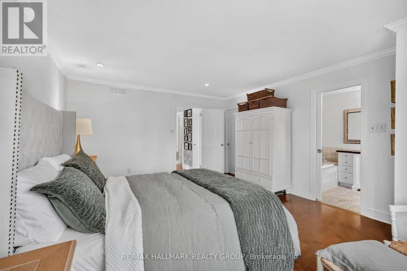 615 Aquaview Drive — photo 18 of 40