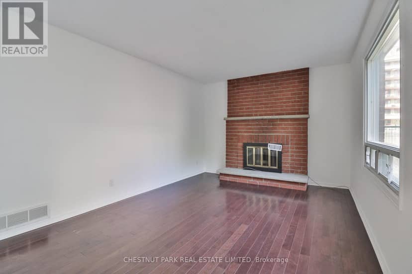 18 Dervock Crescent — photo 5 of 36