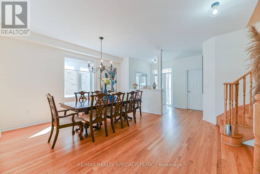 9 Academy Avenue — photo 8 of 40