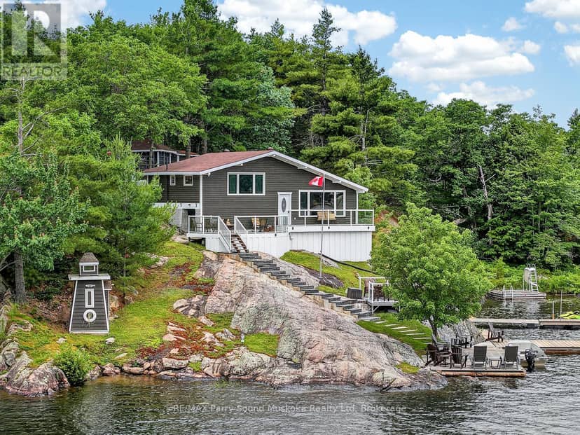 101 Healey Lake Water, The Archipelago, photo 2