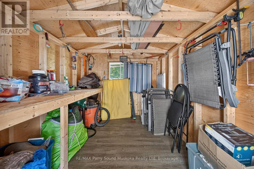 101 Healey Lake Water — photo 23 of 40