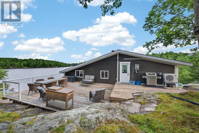 101 Healey Lake Water, The Archipelago, photo 8