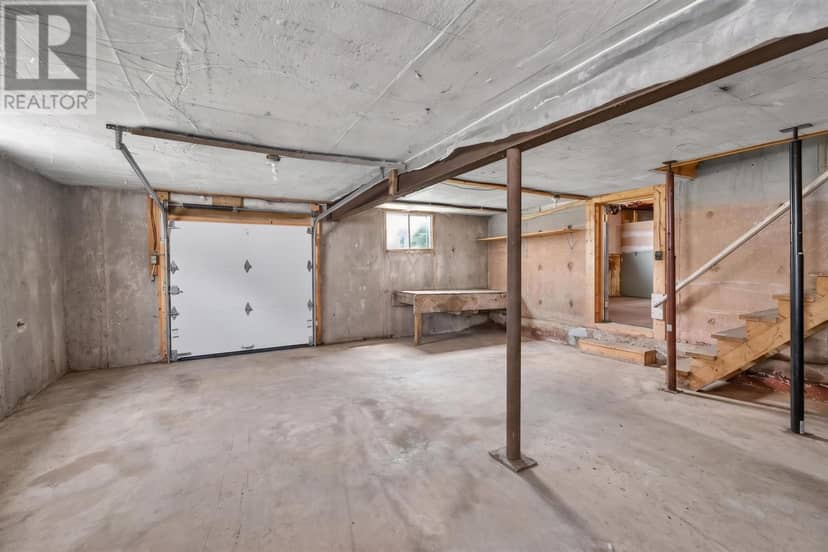 4 MacLean Avenue — photo 31 of 40