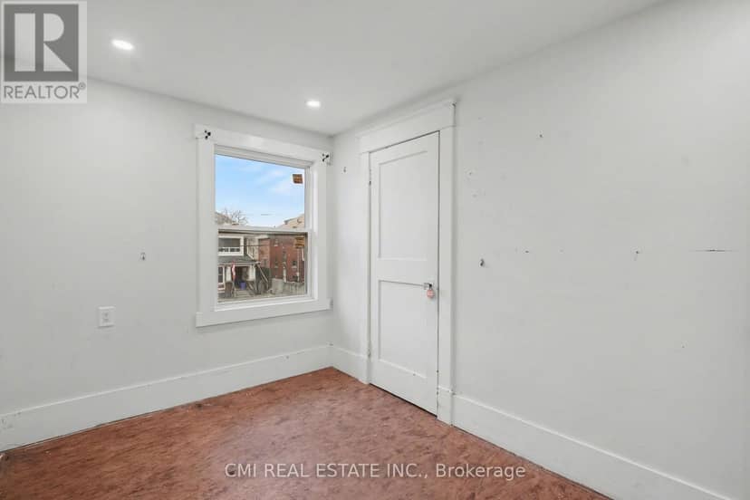 4824 Fourth Avenue — photo 15 of 28