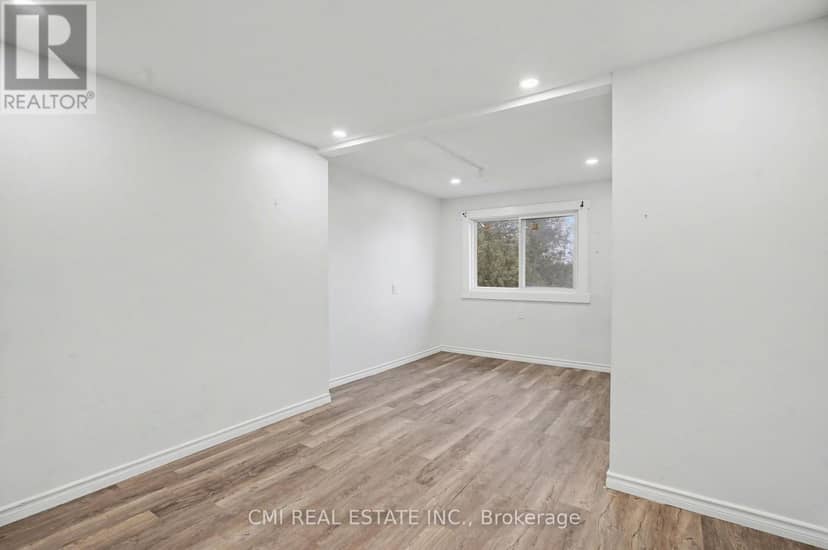 4824 Fourth Avenue — photo 22 of 28