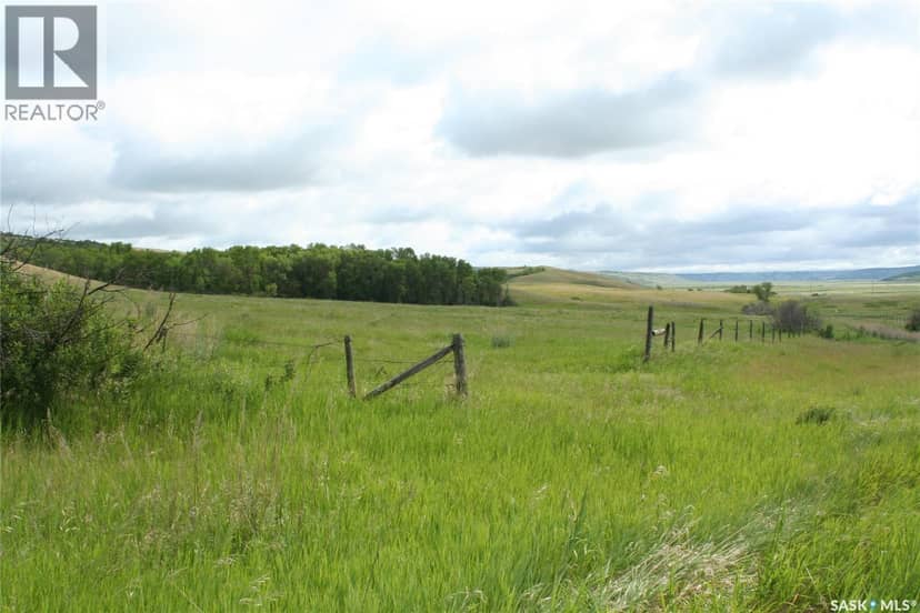 Sorochan Acreage — photo 11 of 23