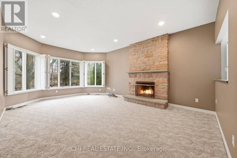15 Treegrove Circle — photo 21 of 40