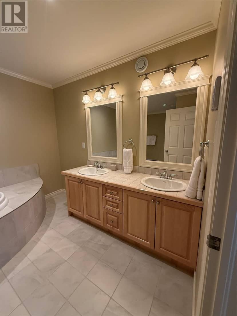 52 Lake View Drive — photo 14 of 21