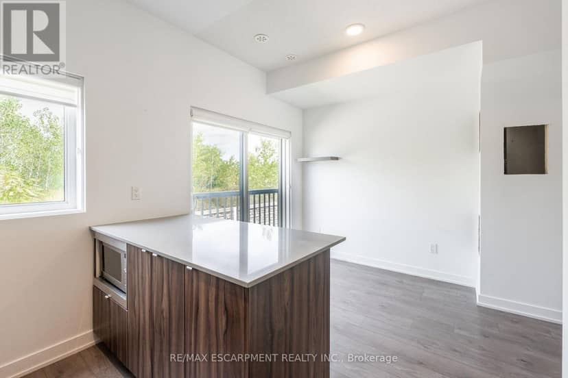 73 - 1121 Cooke Boulevard — photo 12 of 27