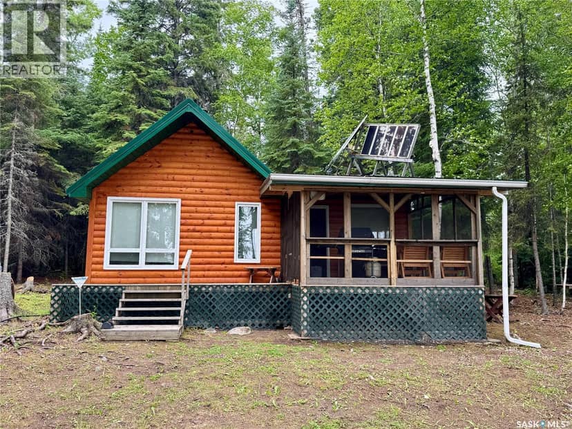 Lac La Ronge Cabin Near Potato Point, Northern Admin District, photo 2