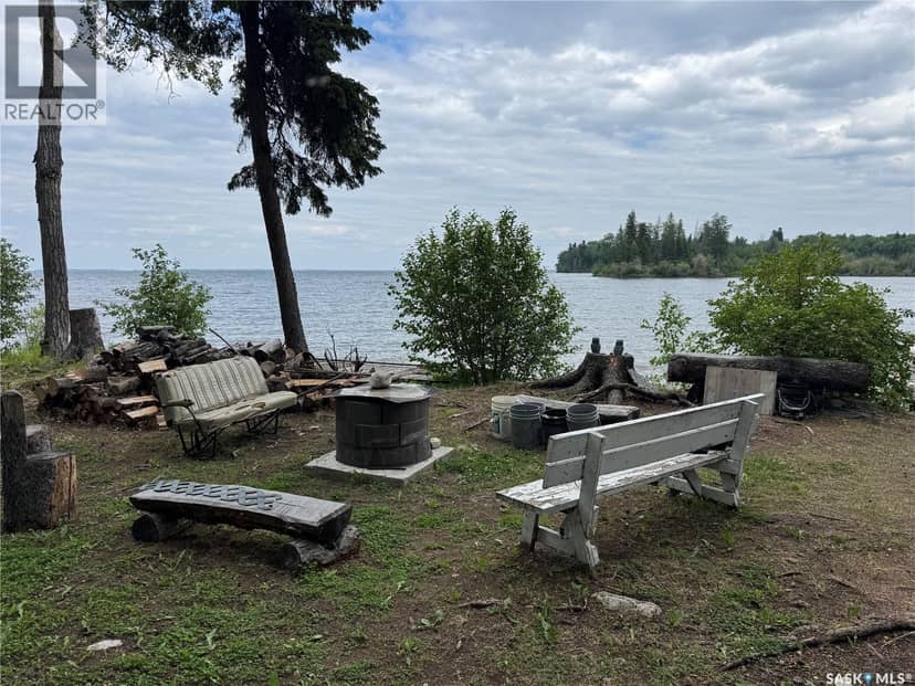 Lac La Ronge Cabin Near Potato Point — photo 40 of 40