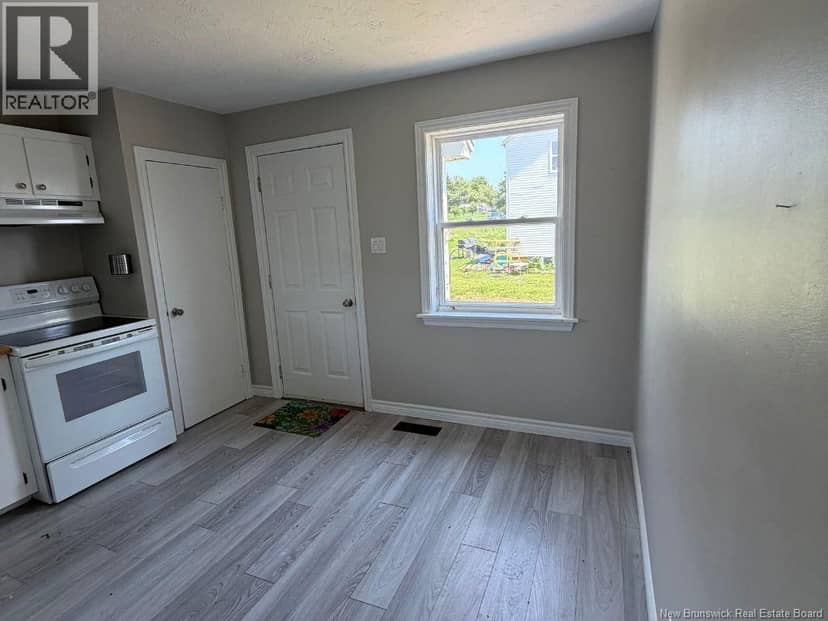 2099-2101 CHAMPLAIN Street — photo 15 of 31