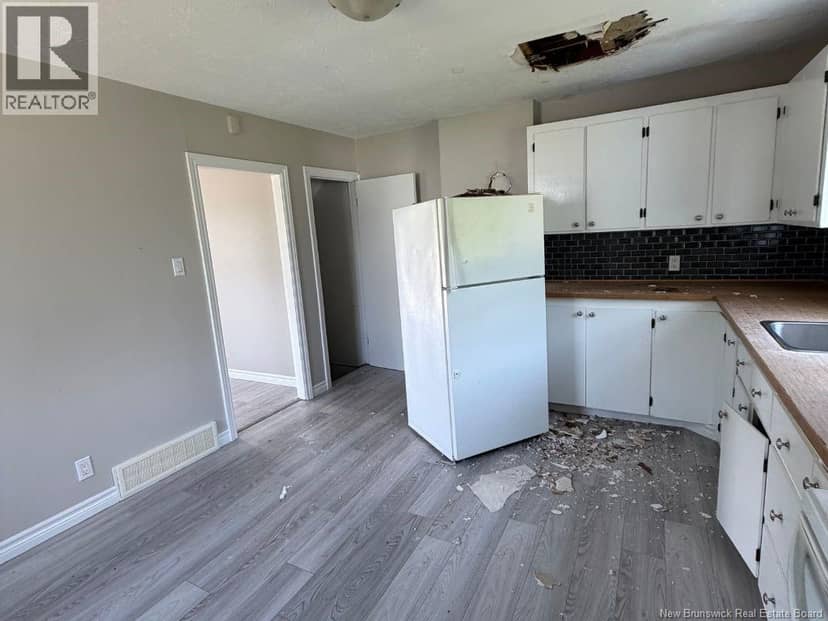 2099-2101 CHAMPLAIN Street — photo 16 of 31