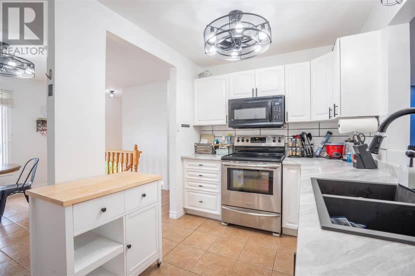 29 Van Daele ST — photo 14 of 35